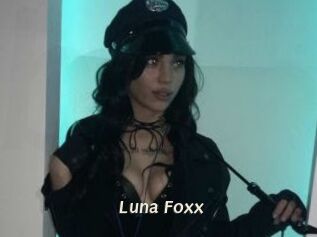 Luna_Foxx