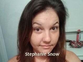 Stephanie_Snow